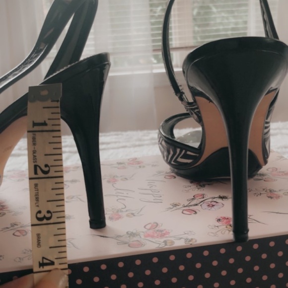 ZIBRA PRINT SHOE - Picture 6 of 6